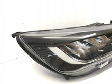 Laden Sie das Bild in den Galerie-Viewer, Frontscheinwerfer Ford Focus NX7B-13E014-CF Full LED Rechts Headlight SCH3718922037wp