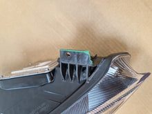 Laden Sie das Bild in den Galerie-Viewer, Frontscheinwerfer Ford Focus JX7B-13E016-CJ Full LED Rechts Headlight SCH9274805927sg