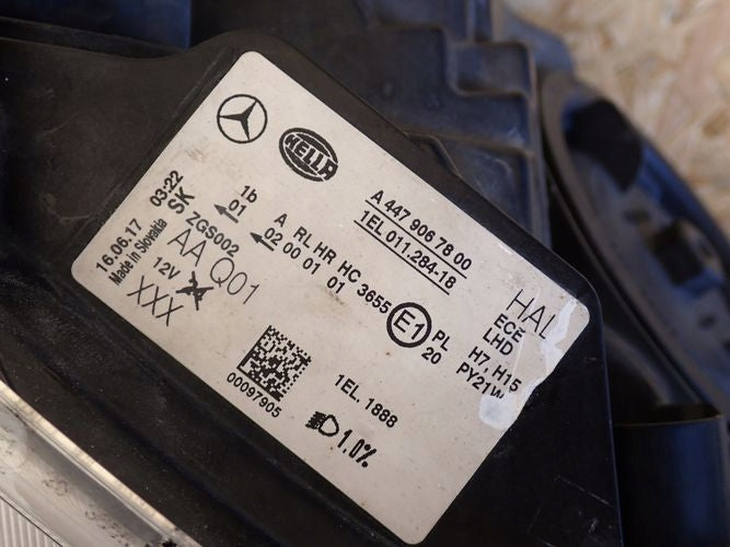 Frontscheinwerfer Mercedes-Benz Vito A4479067800 Rechts Scheinwerfer Headlight