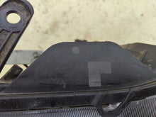 Laden Sie das Bild in den Galerie-Viewer, Frontscheinwerfer Toyota Avensis LED Links Scheinwerfer Headlight SCH7727154358me