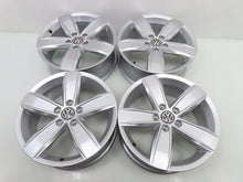 Load image into Gallery viewer, 4x Alufelge 17 Zoll 6.5" 5x112 41ET Glanz Silber 3G0071497B VW Tiguan Golf I FEL7072206911fr