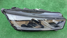 Laden Sie das Bild in den Galerie-Viewer, Frontscheinwerfer Skoda Octavia 5E4941016A Rechts Scheinwerfer Headlight SCH2902047257nf