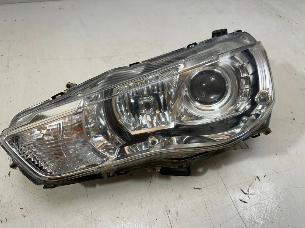 Frontscheinwerfer Mitsubishi Outlander I Xenon Ein Stück (Rechts oder Links)