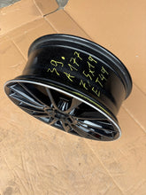 Laden Sie das Bild in den Galerie-Viewer, 1x Alufelge 19 Zoll 7.5" 5x112 49ET Glanz Schwarz A1774011600 Mercedes-Benz Mg FEL9308514832bk