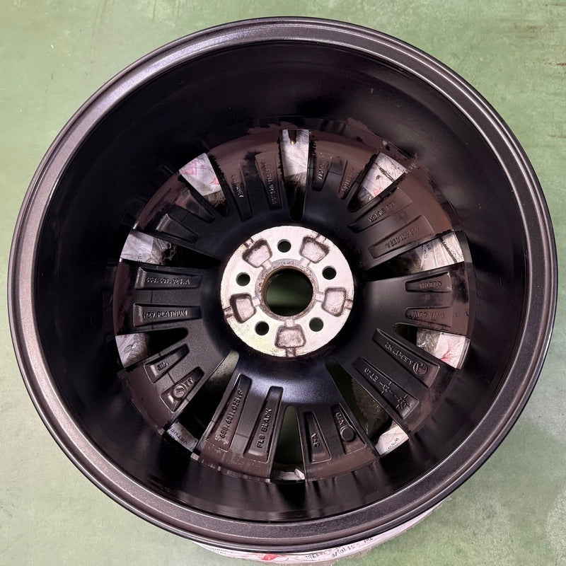 1x Alufelge 17 Zoll 6.5" 5x100 40ET Glanz Graphit 658601025A Mg Kamiq Rim Wheel FEL3626542755ll