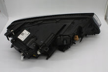 Load image into Gallery viewer, Frontscheinwerfer VW Touareg 7P1941033A Xenon Ein Stück (Rechts oder Links)
