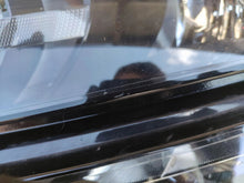 Laden Sie das Bild in den Galerie-Viewer, Frontscheinwerfer Skoda Karoq 57B941015A Links Scheinwerfer Headlight SCH7592001654ee