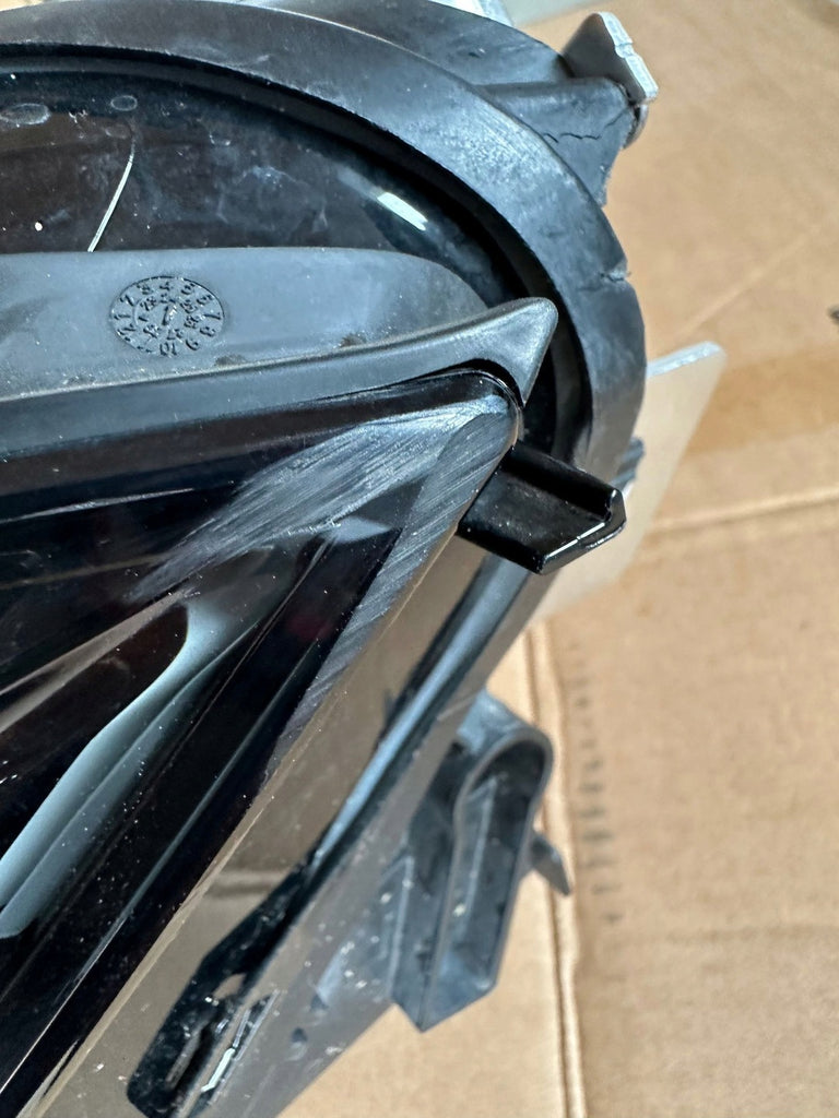 Frontscheinwerfer VW Passat 3J1941035 3J19410353J1941035 LED Rechts oder Links SCH3416651097nt