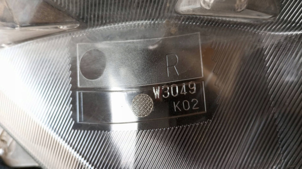 Frontscheinwerfer Toyota W3049K02 Rechts Scheinwerfer Headlight SCH6342836607ld