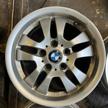 Laden Sie das Bild in den Galerie-Viewer, 4x Alufelge 16 Zoll 7.0" 5x120 34ET 6765762 BMW 4 Rim Wheel FEL7910170680su