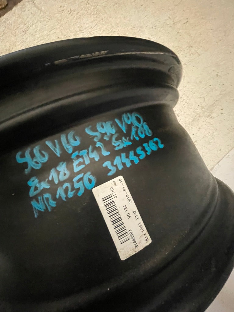 1x Alufelge 18 Zoll 8.0" 5x108 42ET Matt Schwarz 31445302 Volvo S60 V60 S90 V90 FEL4431716058om