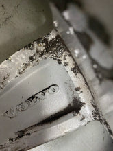 Laden Sie das Bild in den Galerie-Viewer, 1x Alufelge 16 Zoll 7.0&quot; 5x108 50ET 31200601 Volvo S60 V60 V50 Rim Wheel