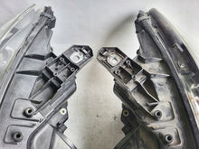 Laden Sie das Bild in den Galerie-Viewer, Frontscheinwerfer Mercedes-Benz Cla A1179065100 A1179065200 Xenon Ein Satz SCH4662009062ln