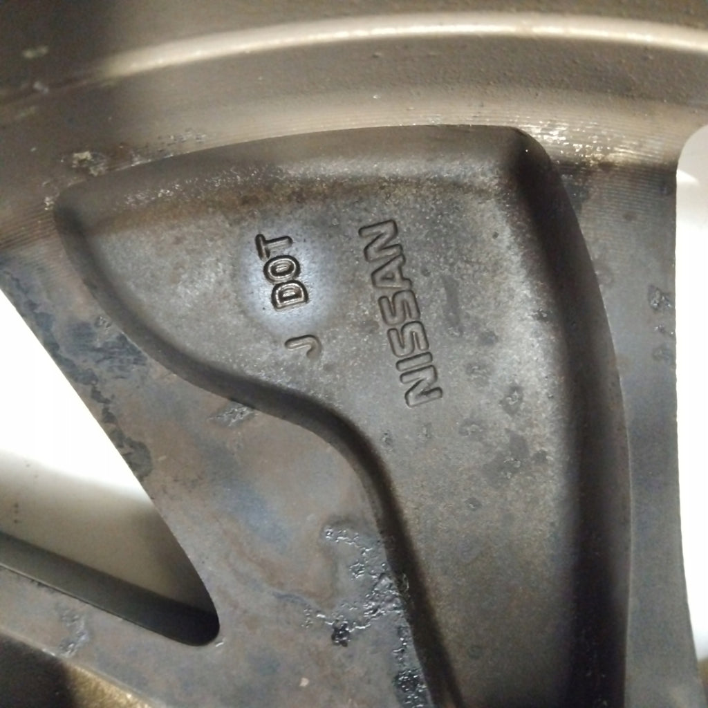 1x Alufelge 17 Zoll 7.0" 5x114.3 40ET MA156UA2A Nissan X-Trail I Qashqai J12 FEL3193857156if