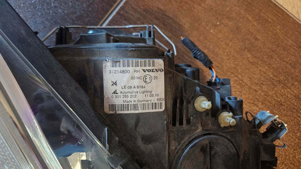 Frontscheinwerfer Volvo C30 31214800 Ein Stück (Rechts oder Links) Headlight SCH1766170006wj