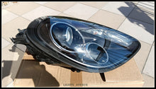 Laden Sie das Bild in den Galerie-Viewer, Frontscheinwerfer Porsche Boxster Cayman 981 98163123206 Xenon Rechts Headlight SCH1202121120fp
