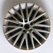 Load image into Gallery viewer, 1x Alufelge 17 Zoll 7.0&quot; 5x112 1K8601025L VW Scirocco Rim Wheel