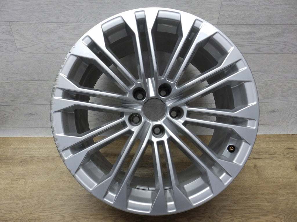 1x Alufelge 18 Zoll 8.5" 5x112 29ET Silber 8W0601025AJ Audi A4 B9 Rim Wheel