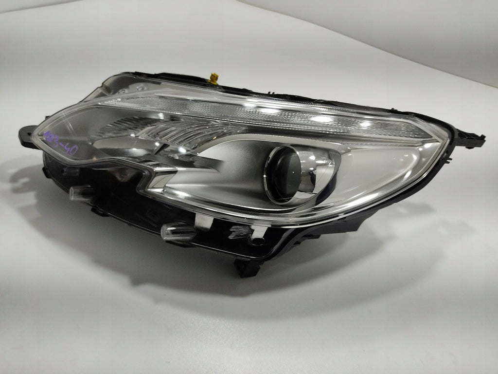 Frontscheinwerfer Peugeot 2008 I 9677810180 Links Scheinwerfer Headlight