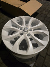 Load image into Gallery viewer, 1x Alufelge 17 Zoll 5x114.3 KE4091K200WP Nissan Juke Rim Wheel