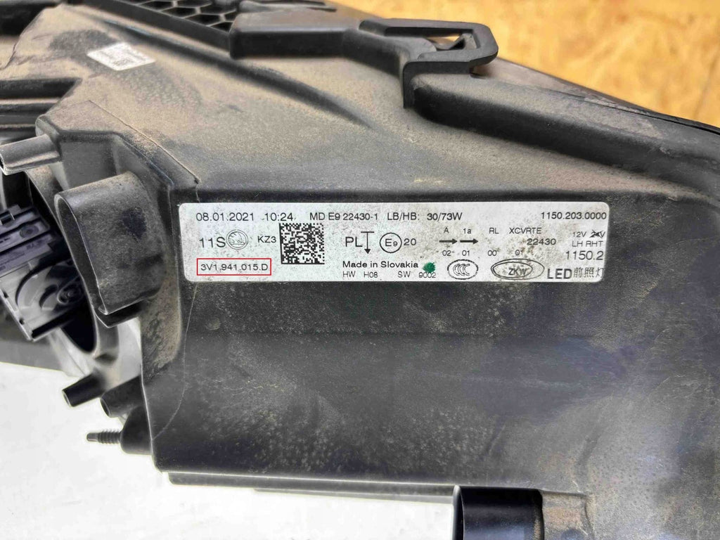 Frontscheinwerfer Skoda Superb III 3V1941015D LED Rechts Scheinwerfer Headlight