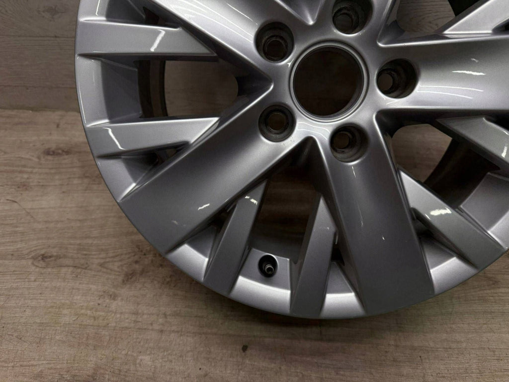 1x Alufelge 16 Zoll 6.5" 5x112 50ET Glanz Silber 5K0601025AL VW Golf Vi FEL4054474373nl