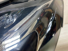 Laden Sie das Bild in den Galerie-Viewer, Frontscheinwerfer Mercedes-Benz W205 A2059062504 Full LED Links Headlight SCH3152701803qs