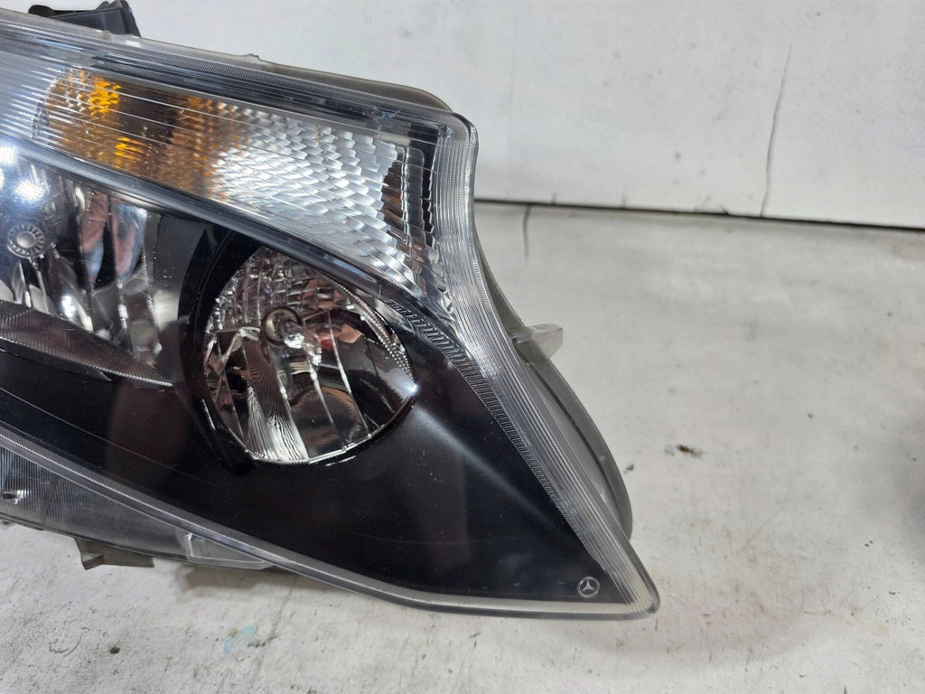 Frontscheinwerfer Mercedes-Benz Vito W447 A4479067800 Rechts Headlight SCH4529172010ic