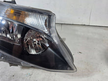 Laden Sie das Bild in den Galerie-Viewer, Frontscheinwerfer Mercedes-Benz Vito W447 A4479067800 Rechts Headlight SCH4529172010ic