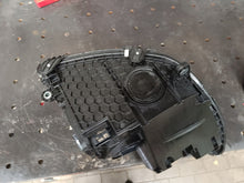 Laden Sie das Bild in den Galerie-Viewer, Frontscheinwerfer Mercedes-Benz W206 A2069060703 LED Links Headlight SCH8962927692kn