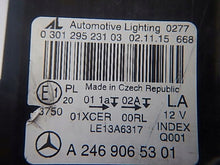 Laden Sie das Bild in den Galerie-Viewer, Frontscheinwerfer Mercedes-Benz W246 A2469065301 LED Links Headlight