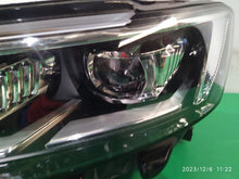 Laden Sie das Bild in den Galerie-Viewer, Frontscheinwerfer VW T-Roc 2GA941035P Full LED Links Scheinwerfer Headlight SCH3298923301db