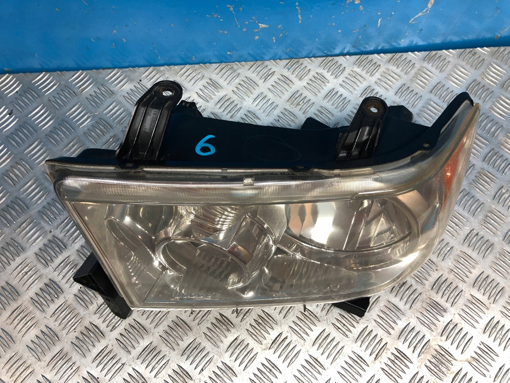 Frontscheinwerfer Toyota Tundra Ein Stück (Rechts oder Links) Headlight