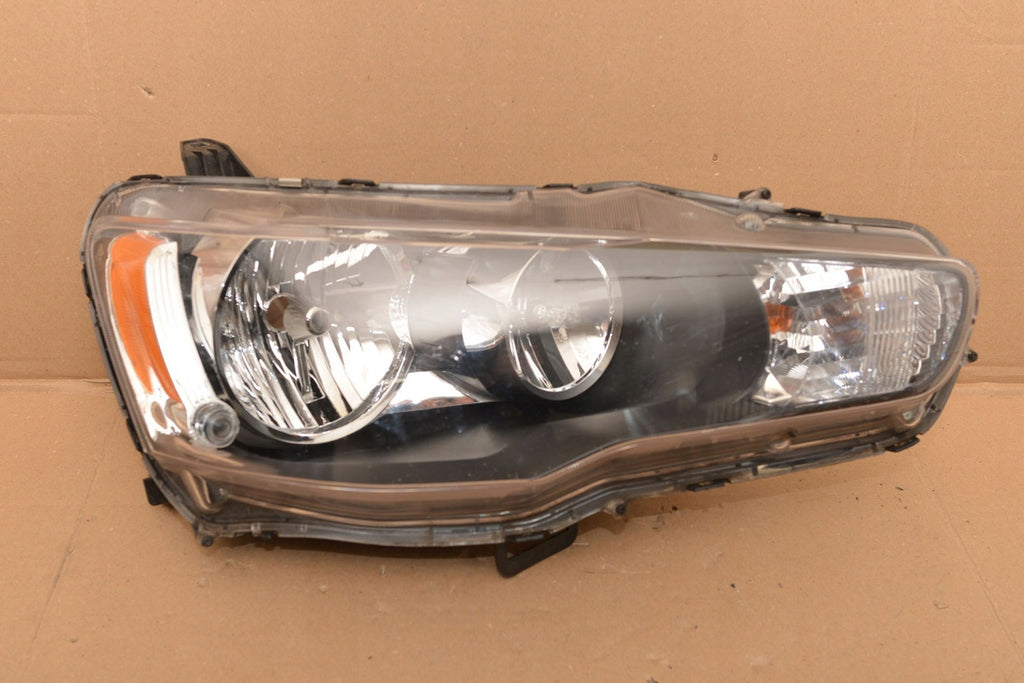 Frontscheinwerfer Mitsubishi Lancer VIII I 8301C3-38 Rechts Headlight SCH5380992859fc