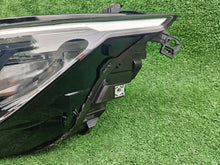 Load image into Gallery viewer, Frontscheinwerfer VW Golf VIII 5H1941005C LED Links Scheinwerfer Headlight SCH6589559994ng