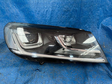 Load image into Gallery viewer, Frontscheinwerfer VW Touareg 7P1941034A LED Rechts Scheinwerfer Headlight