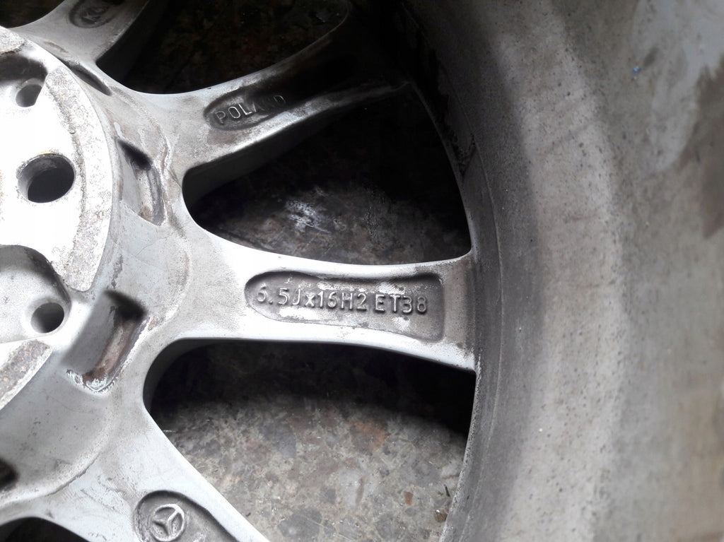 4x Alufelge 16 Zoll 6.5" 5x112 49ET Glanz Silber A2054012400 Mercedes-Benz FEL3304306467br
