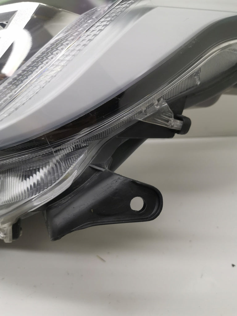 Frontscheinwerfer Toyota 4 Yaris EUK0-8 LED Links Scheinwerfer Headlight