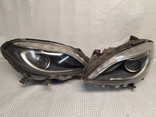 Laden Sie das Bild in den Galerie-Viewer, Frontscheinwerfer Mercedes-Benz W246 2468204061 Rechts Scheinwerfer Headlight SCH3755920566xn