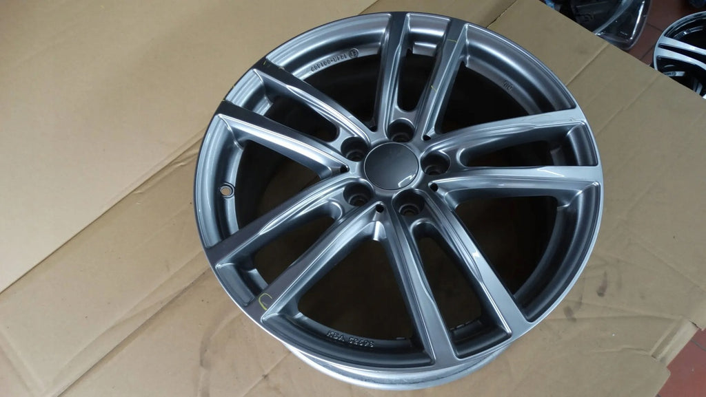 1x Alufelge 18 Zoll KBA52698 Audi Rim Wheel