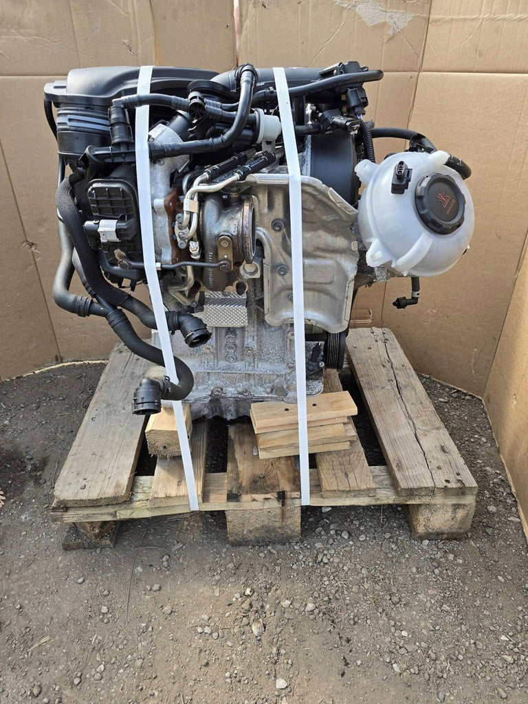 Motor Audi Skoda VW DKR 1.0 TSI 46TKm 2014 Benzin Engine Komplett