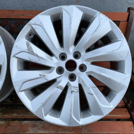 1x Alufelge 19 Zoll 8.0