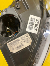 Laden Sie das Bild in den Galerie-Viewer, Frontscheinwerfer BMW 5 F11 F10 7203251-11 Xenon Links Scheinwerfer Headlight SCH9291611546vt