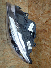 Laden Sie das Bild in den Galerie-Viewer, Frontscheinwerfer Volvo S60 II V60 I 31698818 Xenon Links Scheinwerfer Headlight SCH6571464296rl