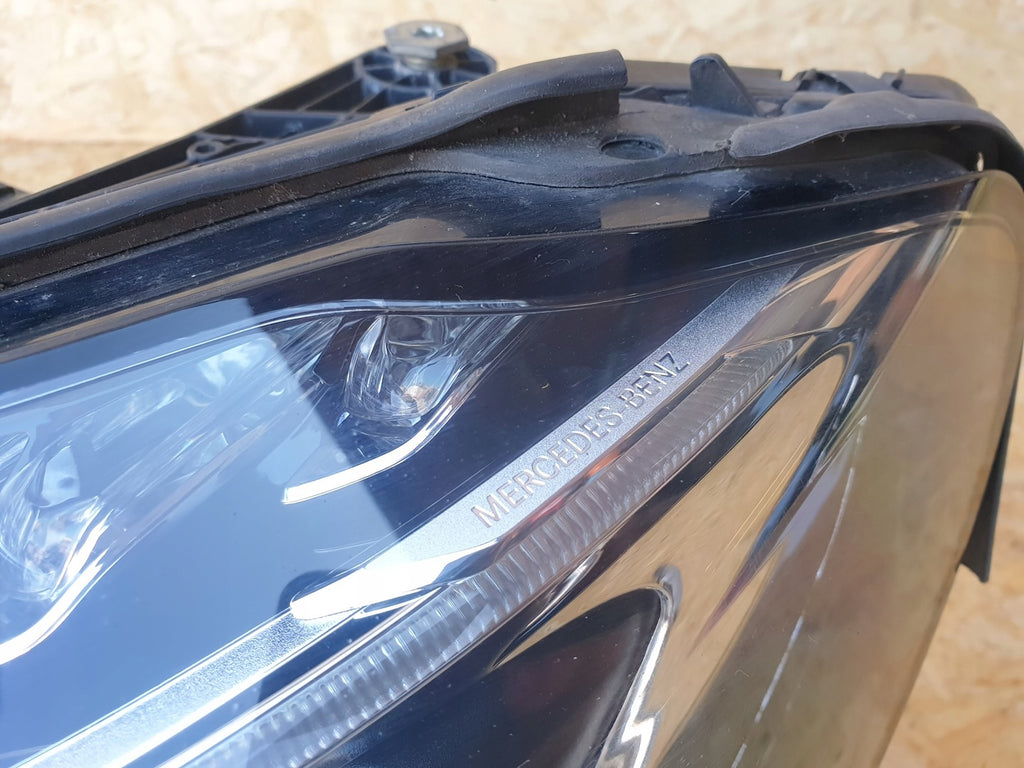 Frontscheinwerfer Mercedes-Benz W205 A2059060104 Links Scheinwerfer Headlight SCH8147615599nn