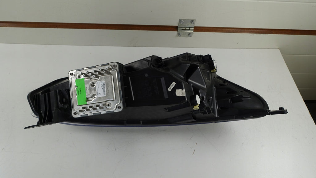 Frontscheinwerfer Ford Focus Xenon Links Scheinwerfer Headlight SCH6630817339ai