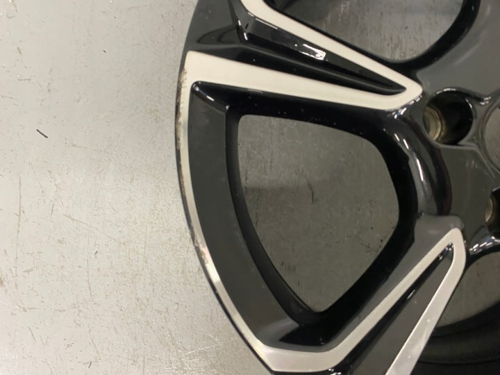 1x Alufelge 17 Zoll 7.0" 4x108 38ET Glanz Schwarz 39182183 Opel Corsa F FEL7756430098yv