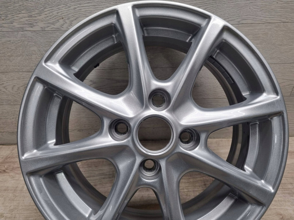 1x Alufelge 15 Zoll 6.0" 4x108 45ET Glanz Silber H1BC-A1B Ford Fiesta I FEL5941570979pu
