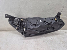 Laden Sie das Bild in den Galerie-Viewer, Frontscheinwerfer Ford Focus JX7B13W030 Links Scheinwerfer Headlight SCH6668660116fd