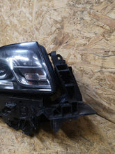 Load image into Gallery viewer, Frontscheinwerfer Audi Q5 8R0941004AJ Xenon Rechts Scheinwerfer Headlight SCH1172333747vx